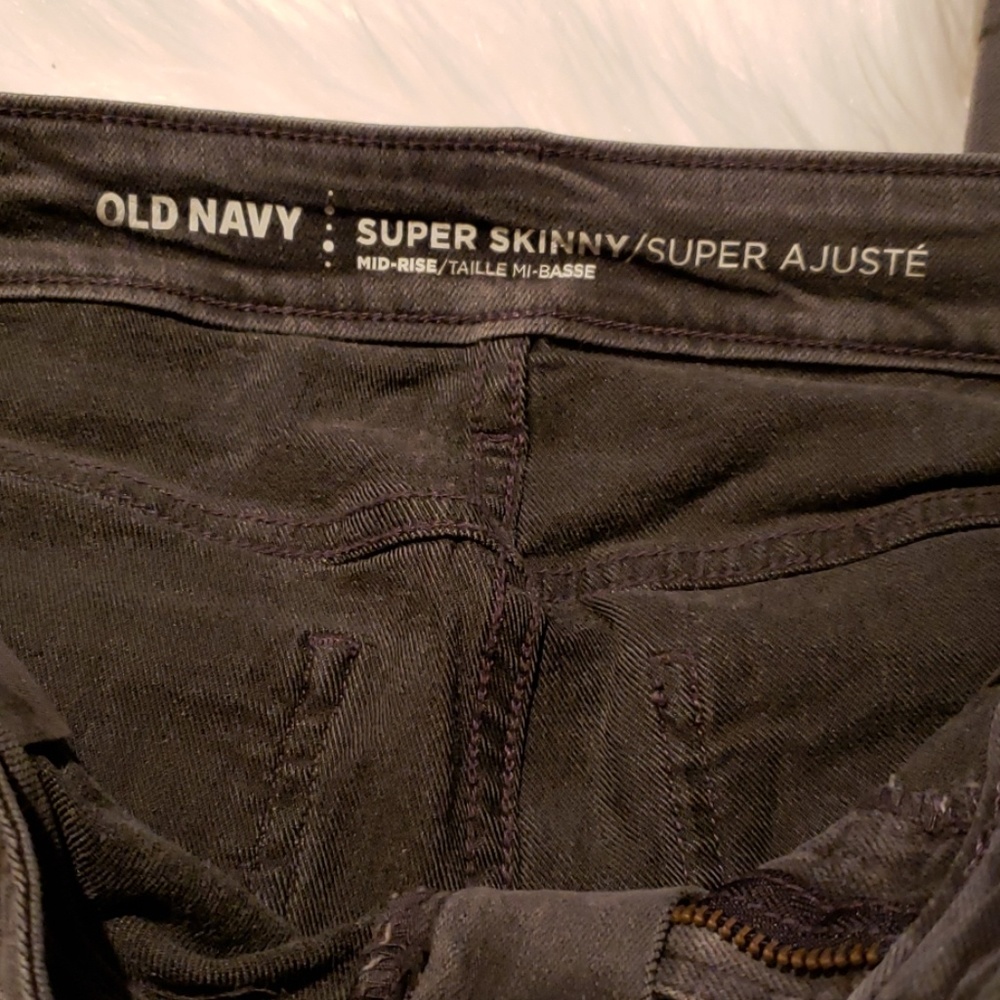 Old Navy Jeans - Picture 5 of 6